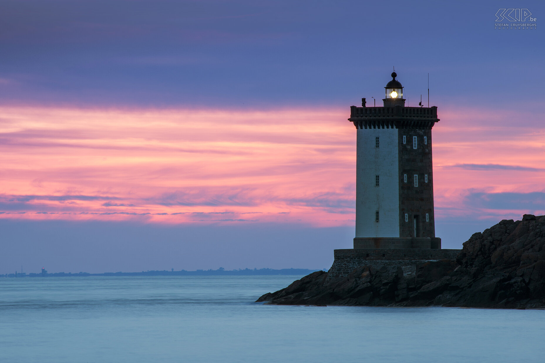 Le Conquet - Zonsondergang Phare de Kermorvan Zonsondergang met achteraan de vuurtoren van Kermorvan. Stefan Cruysberghs